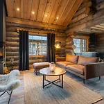 Hotel Wilderness Muotka & Igloos