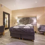 Hotelli Wilderness Muotka&igloos Saariselkä