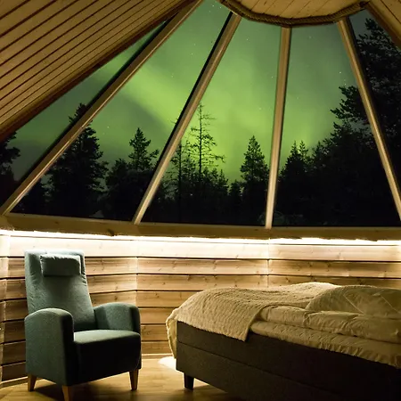 Wilderness Muotka & Igloos Saariselka