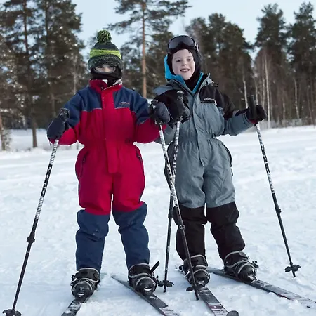 Wilderness Muotka & Igloos 호텔 사리셀카