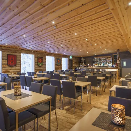 Hotel Wilderness Muotka & Igloos 4*