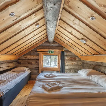 Wilderness Muotka & Igloos 4* Saariselka