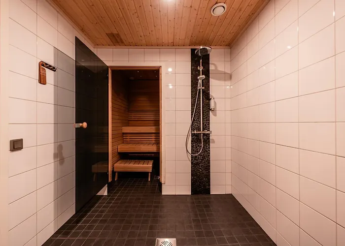 Wilderness Muotka & Igloos ホテル 4*